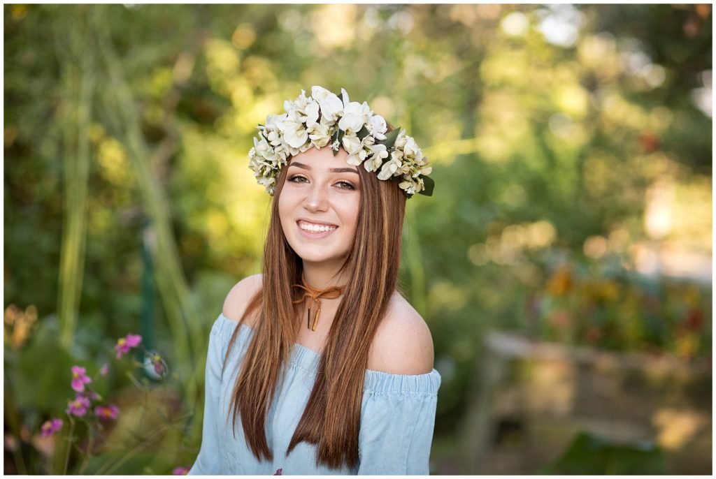 high school senior pictures with flower crown