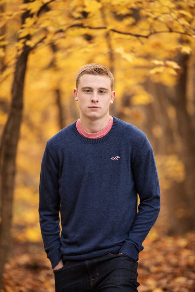 fall guy senior pictures