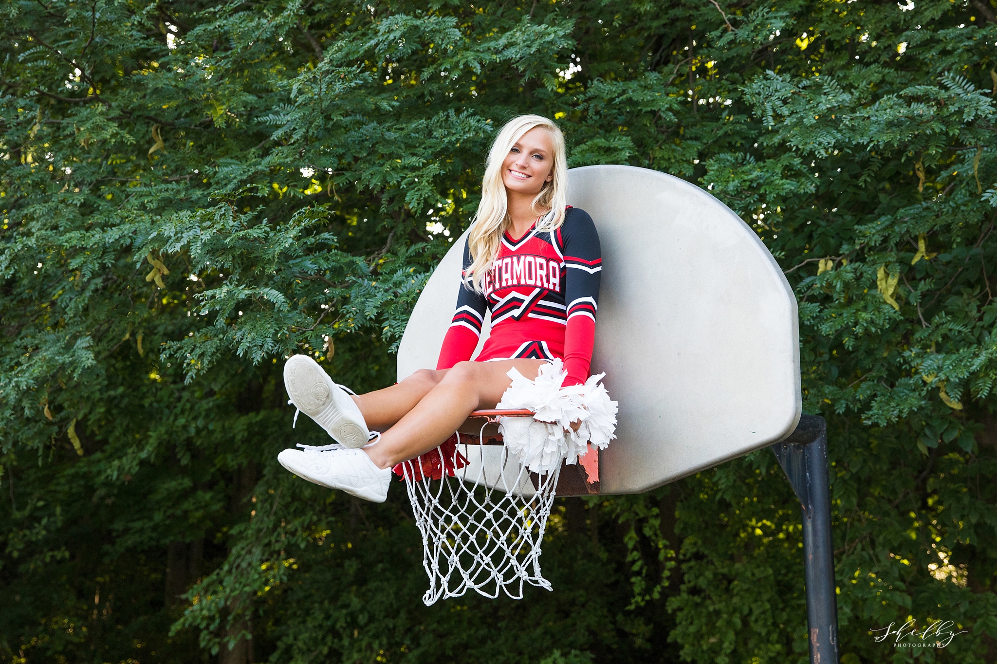 Metamora High School Cheerleader