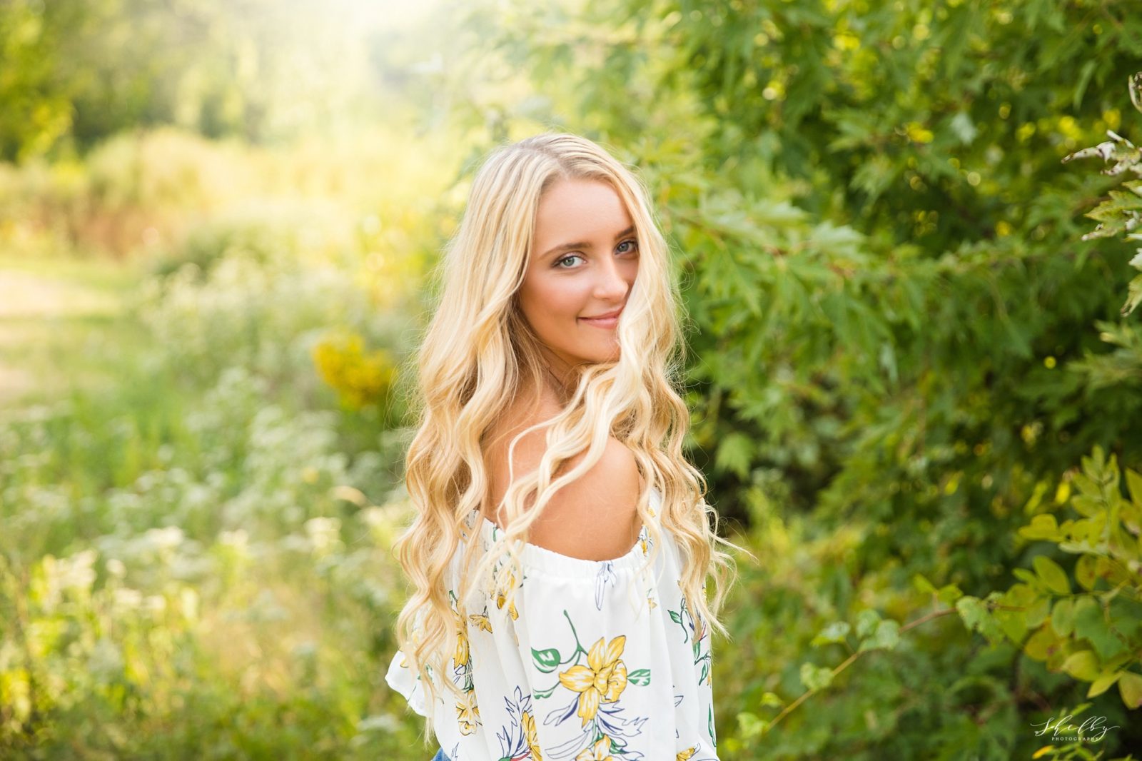 Kenzie | Pekin Community High School | Class of 2019 senior pictures ...