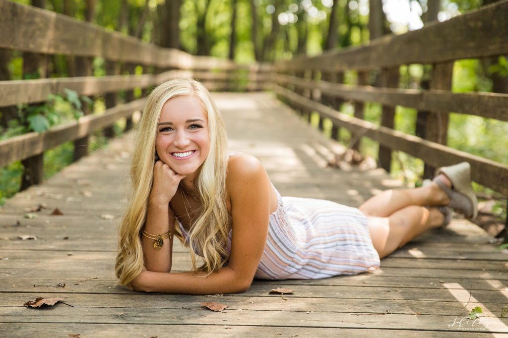 Metamora_High_School_Senior_Pictures_0007 | Shelby Photography